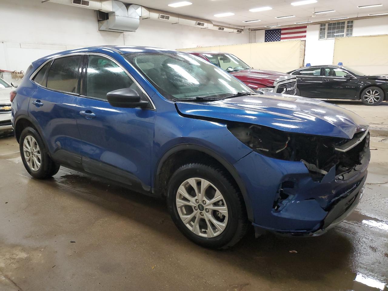 2023 Ford Escape Active - Image 4