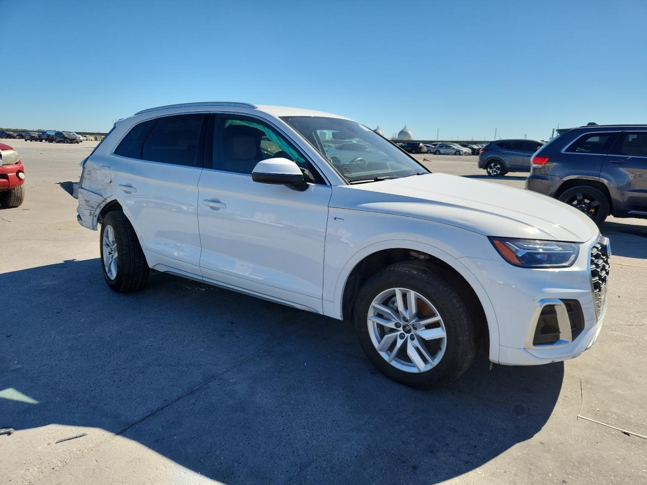 2024 Audi Q5 Premium 45 - Image 4