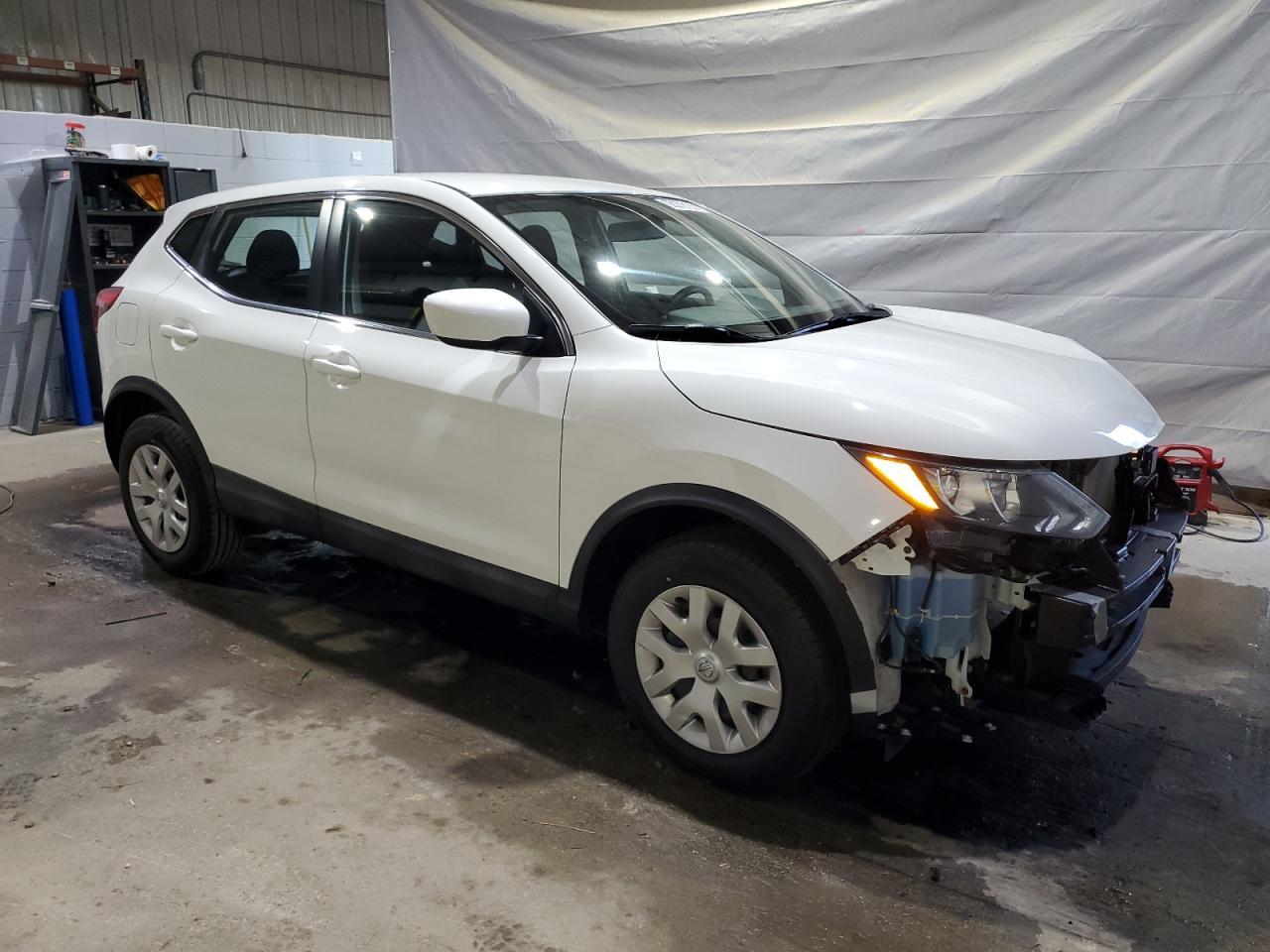 2019 Nissan Rogue Sport S - Image 4