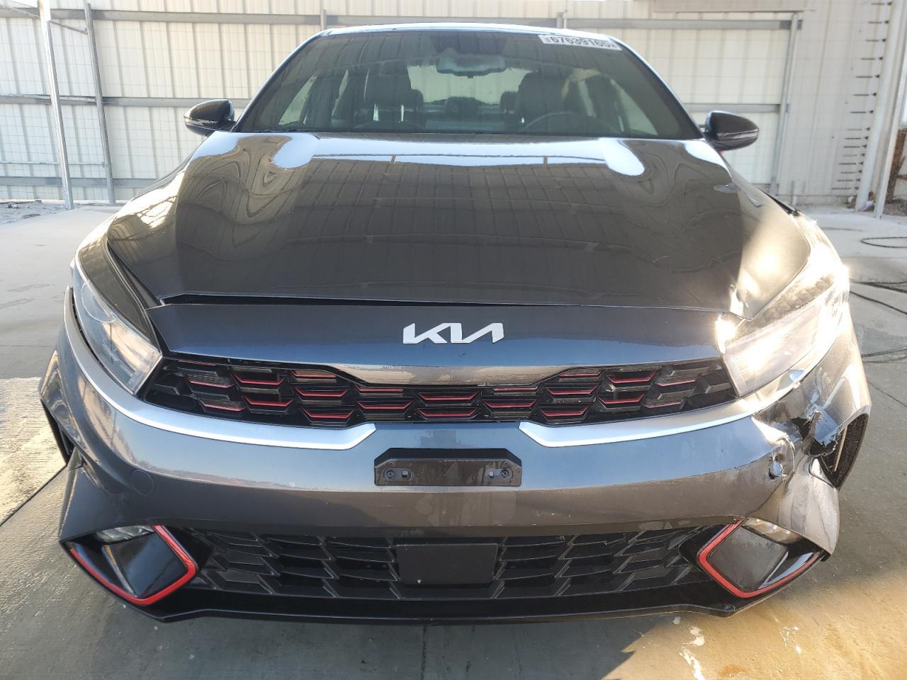 2024 Kia Forte Gt Line - Фото 5