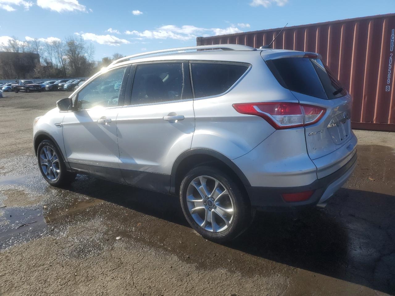 2015 Ford Escape Titanium - Image 2