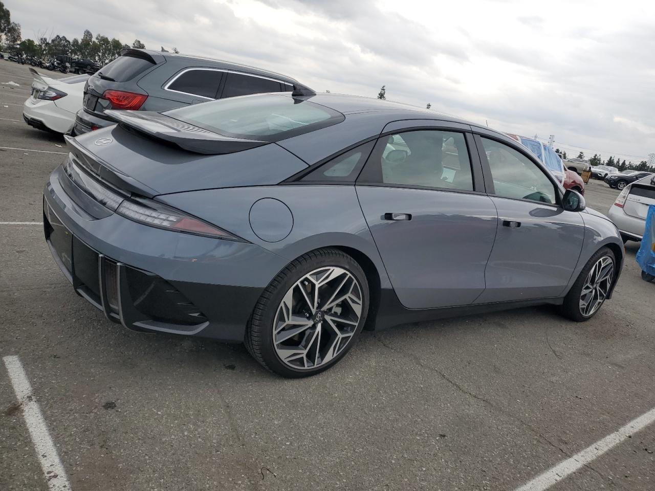 2025 Hyundai Ioniq 6 Sel - Фото 3