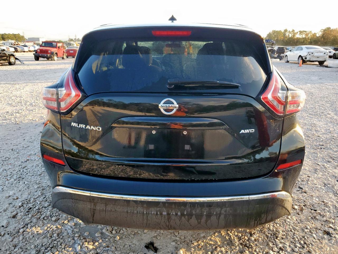 2016 Nissan Murano S - Image 6