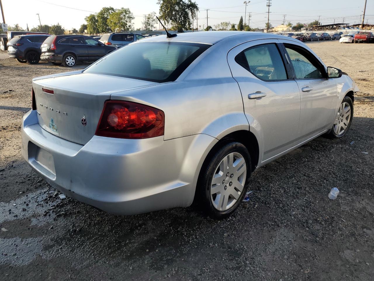 2012 Dodge Avenger Se - Фото 3
