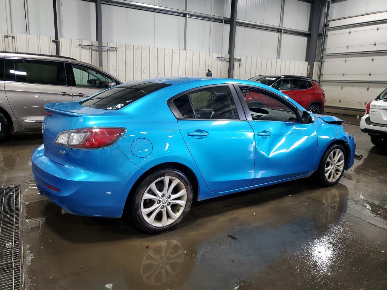 2010 Mazda 3 S - Image 3