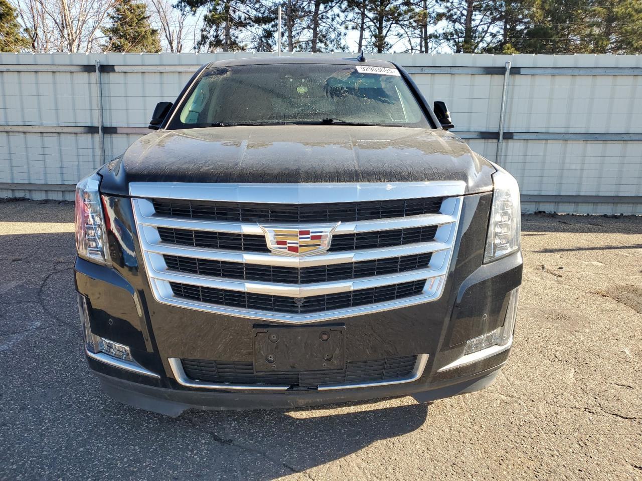 2016 Cadillac Escalade Luxury - Фото 5