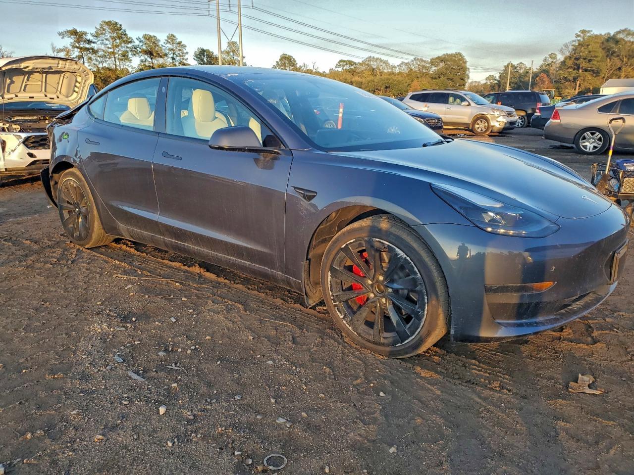 2023 Tesla Model 3 - Image 4