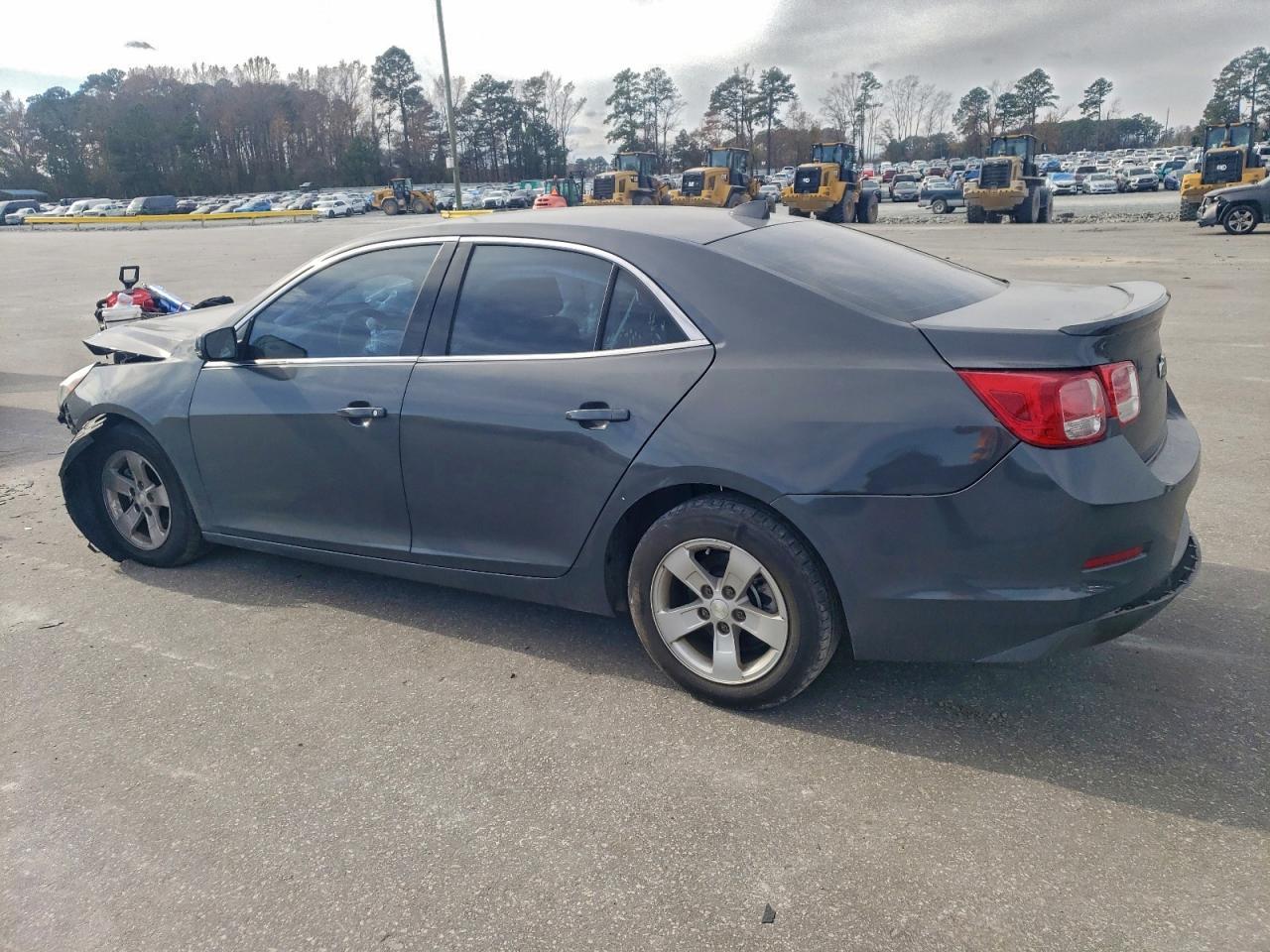 2014 Chevrolet Malibu Ls - Image 2