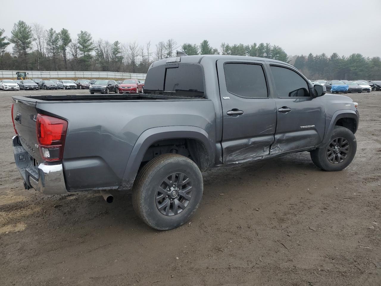 2022 Toyota Tacoma Double Cab - Image 3