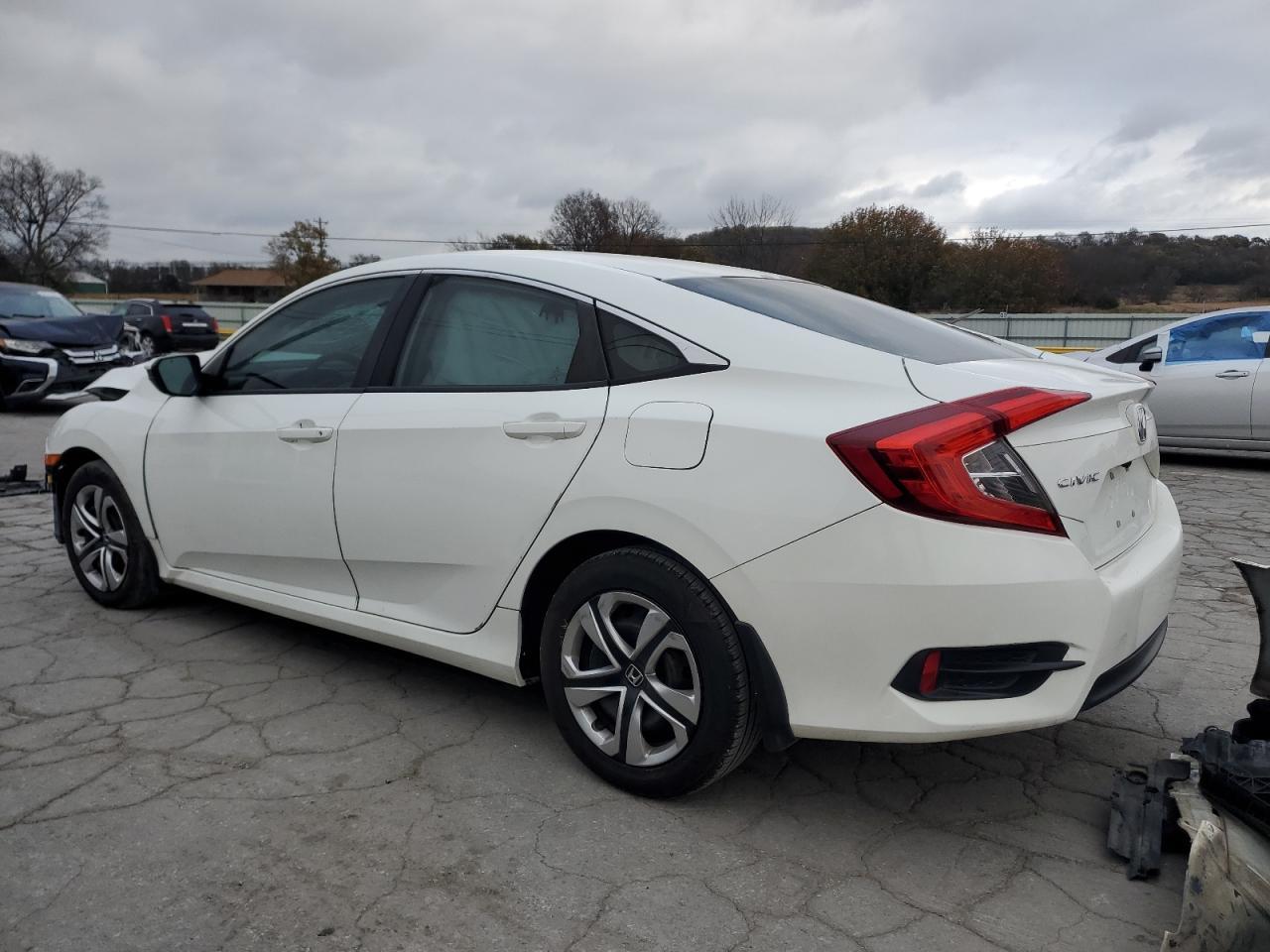 2016 Honda Civic Lx - Фото 2