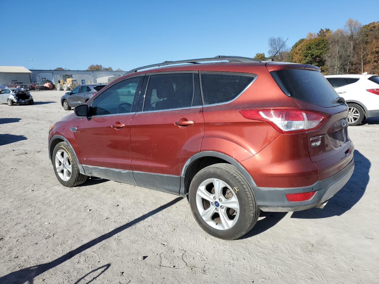 2014 Ford Escape Se - Image 2
