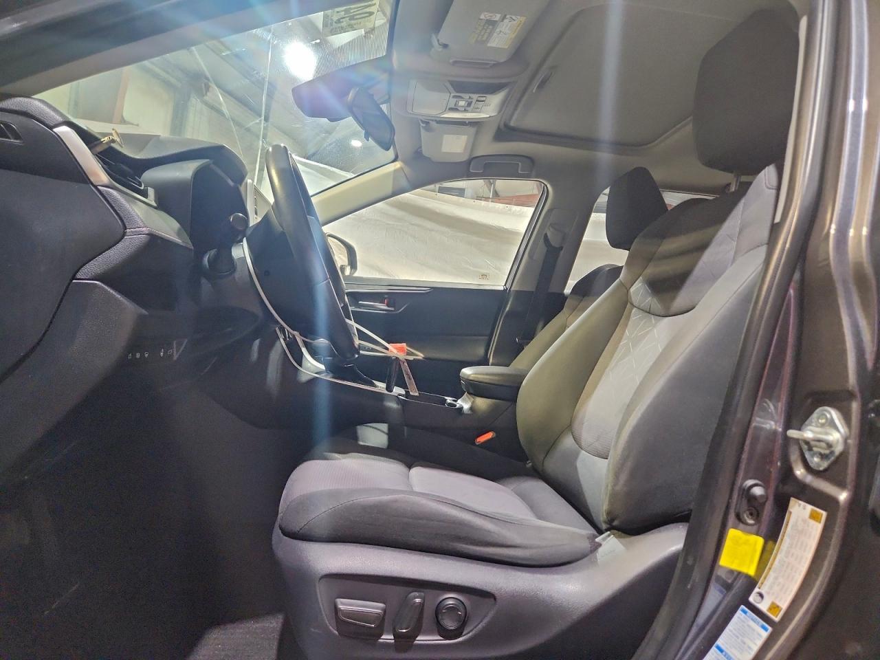 2019 Toyota Rav4 Xle - Image 7