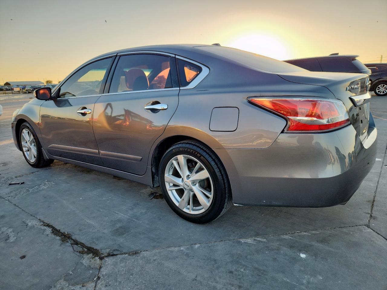 2015 Nissan Altima 2.5 - Фото 2