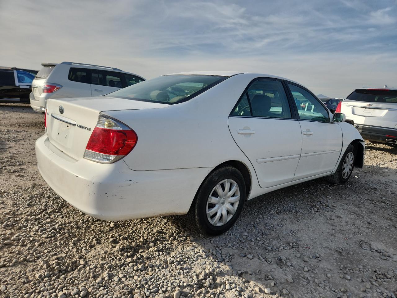 2005 Toyota Camry Le - Фото 3