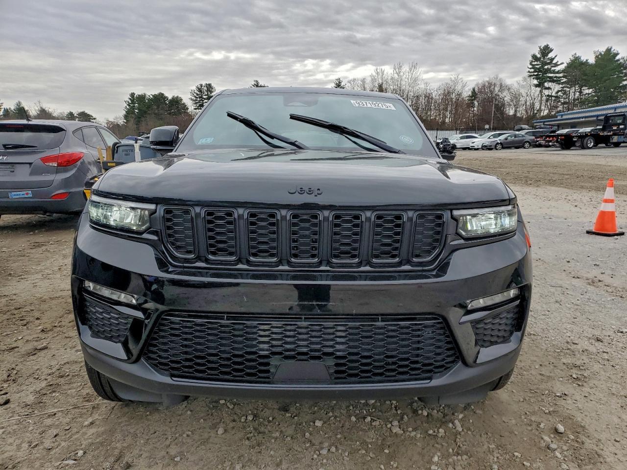 2025 Jeep Grand Cherokee Limited - Image 5