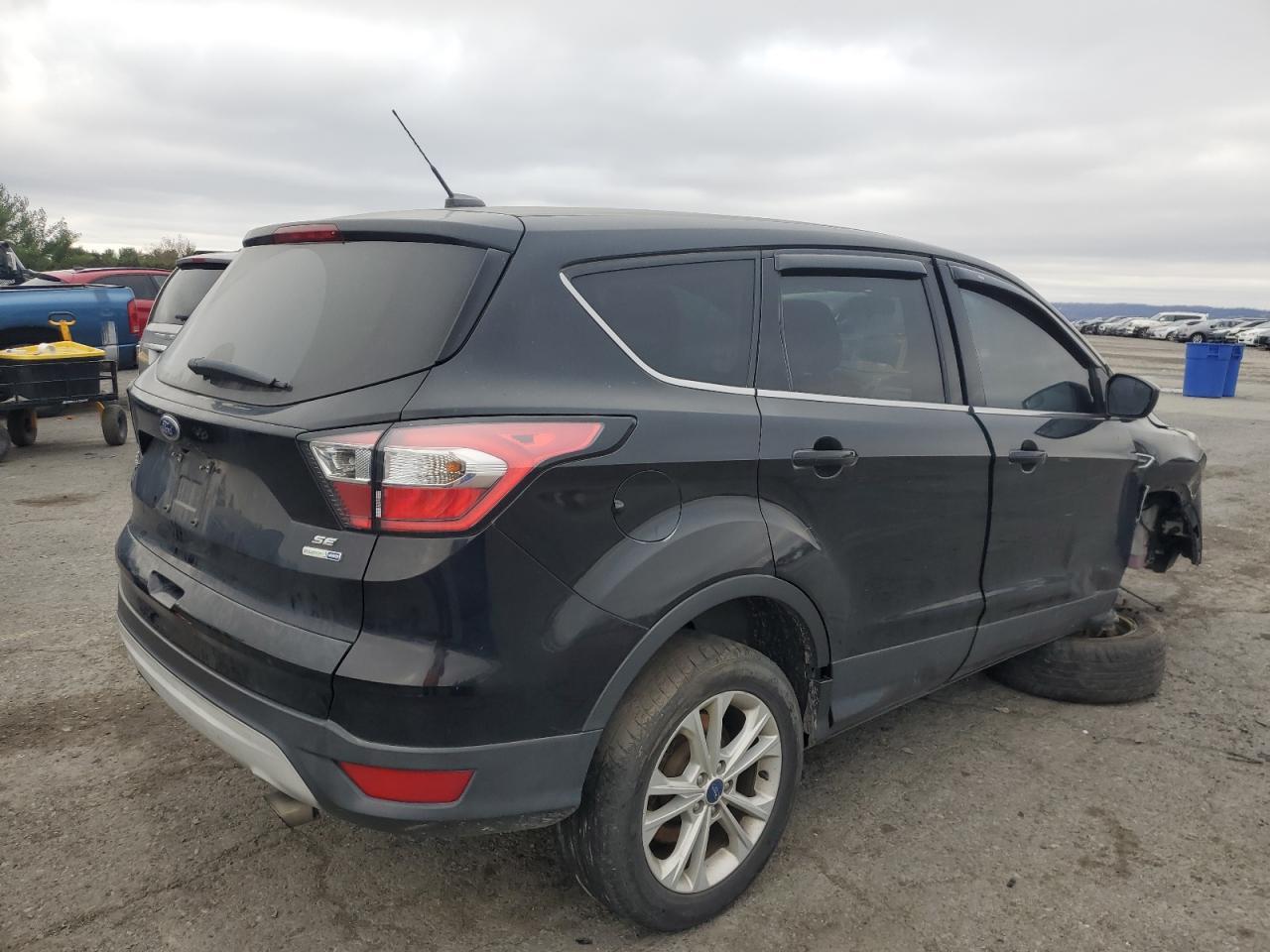 2017 Ford Escape Se - Фото 3