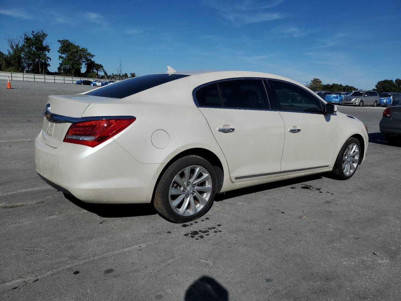 2014 Buick Lacrosse - Фото 3