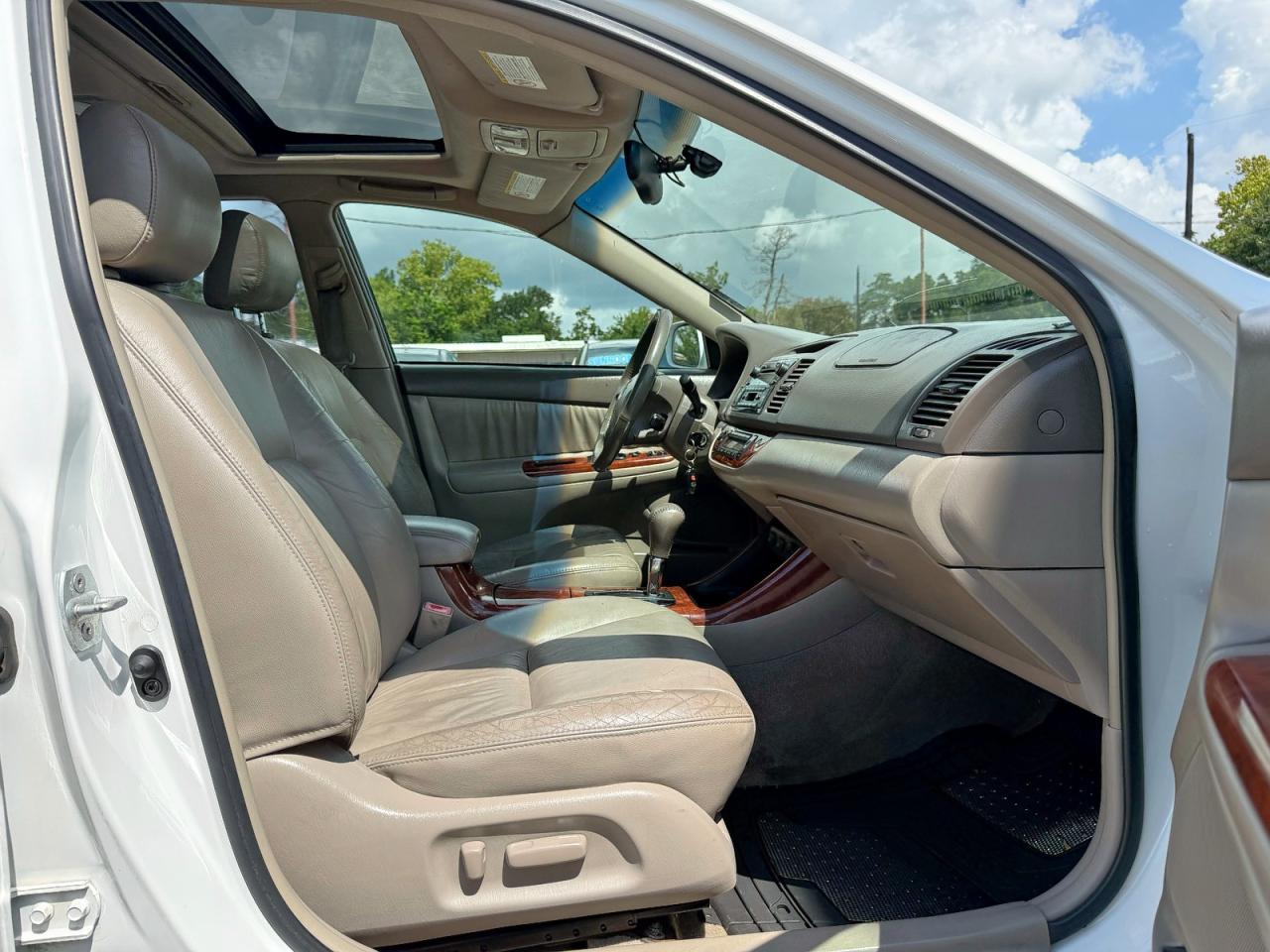 2002 Toyota Camry Le - Фото 5