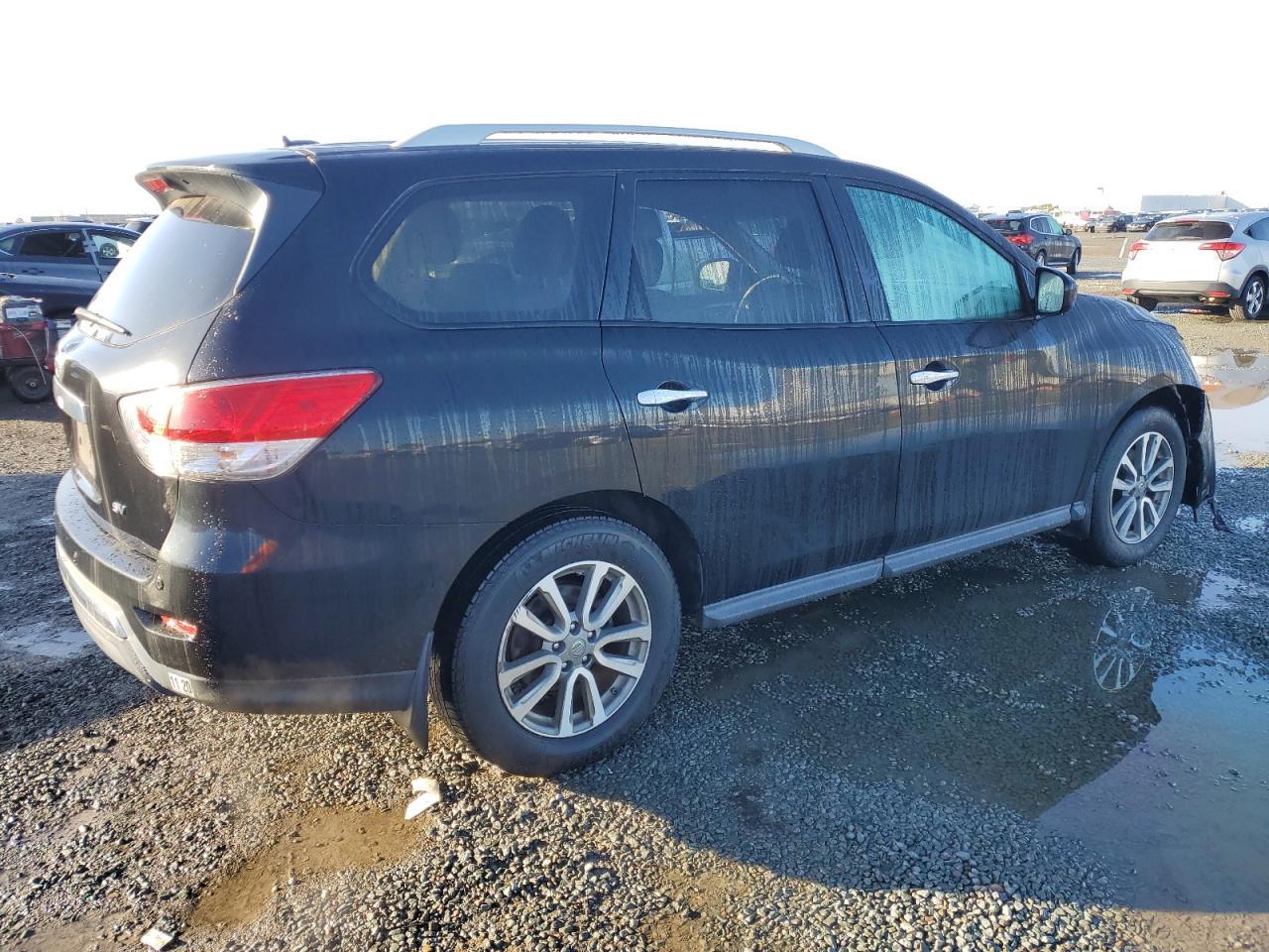 2016 Nissan Pathfinder S - Фото 3