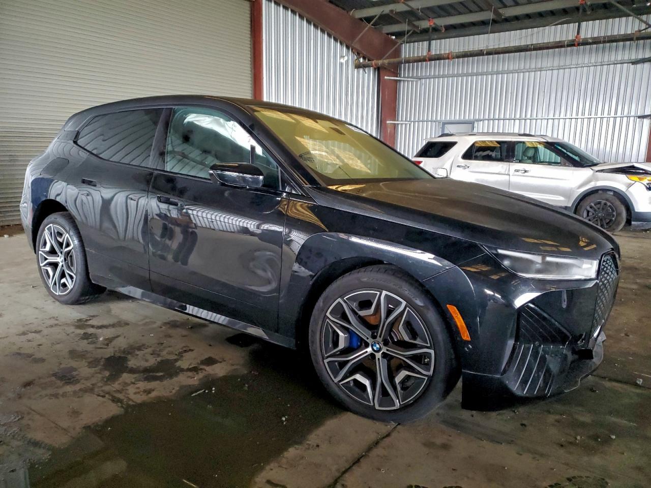 2025 BMW Ix xDrive50 - Image 4