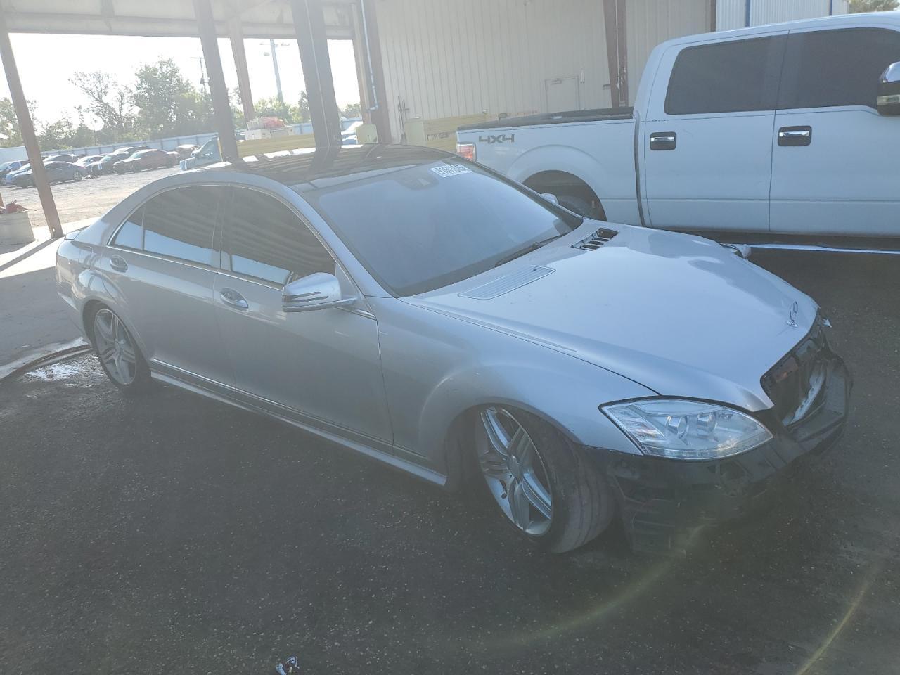 2013 Mercedes-Benz S 550 4Matic - Фото 4