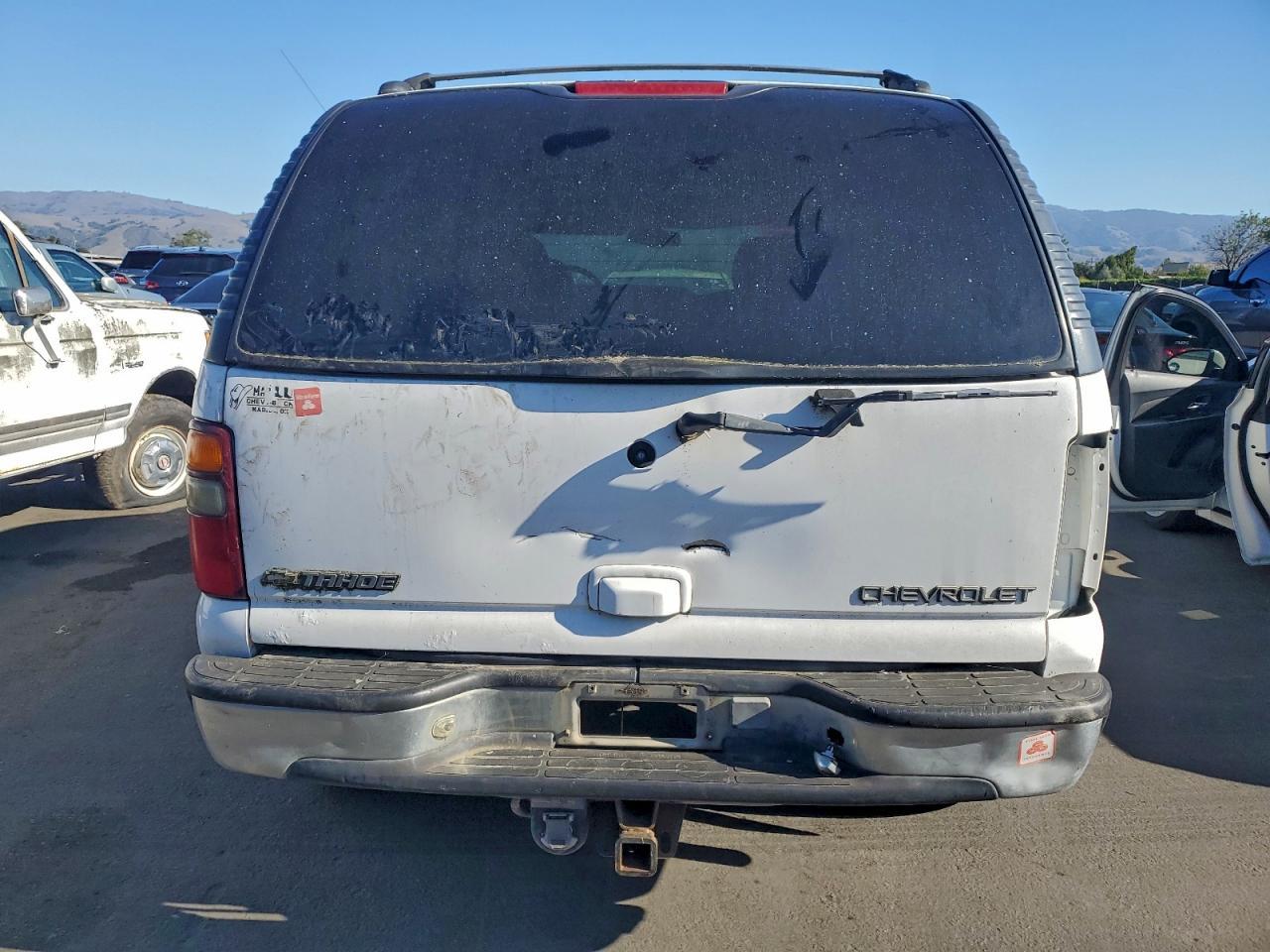 2001 Chevrolet Tahoe - Image 6