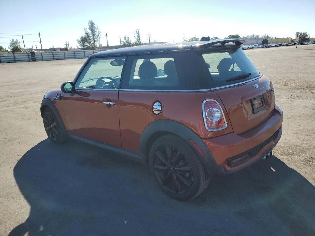 2011 Mini Cooper S - Фото 2