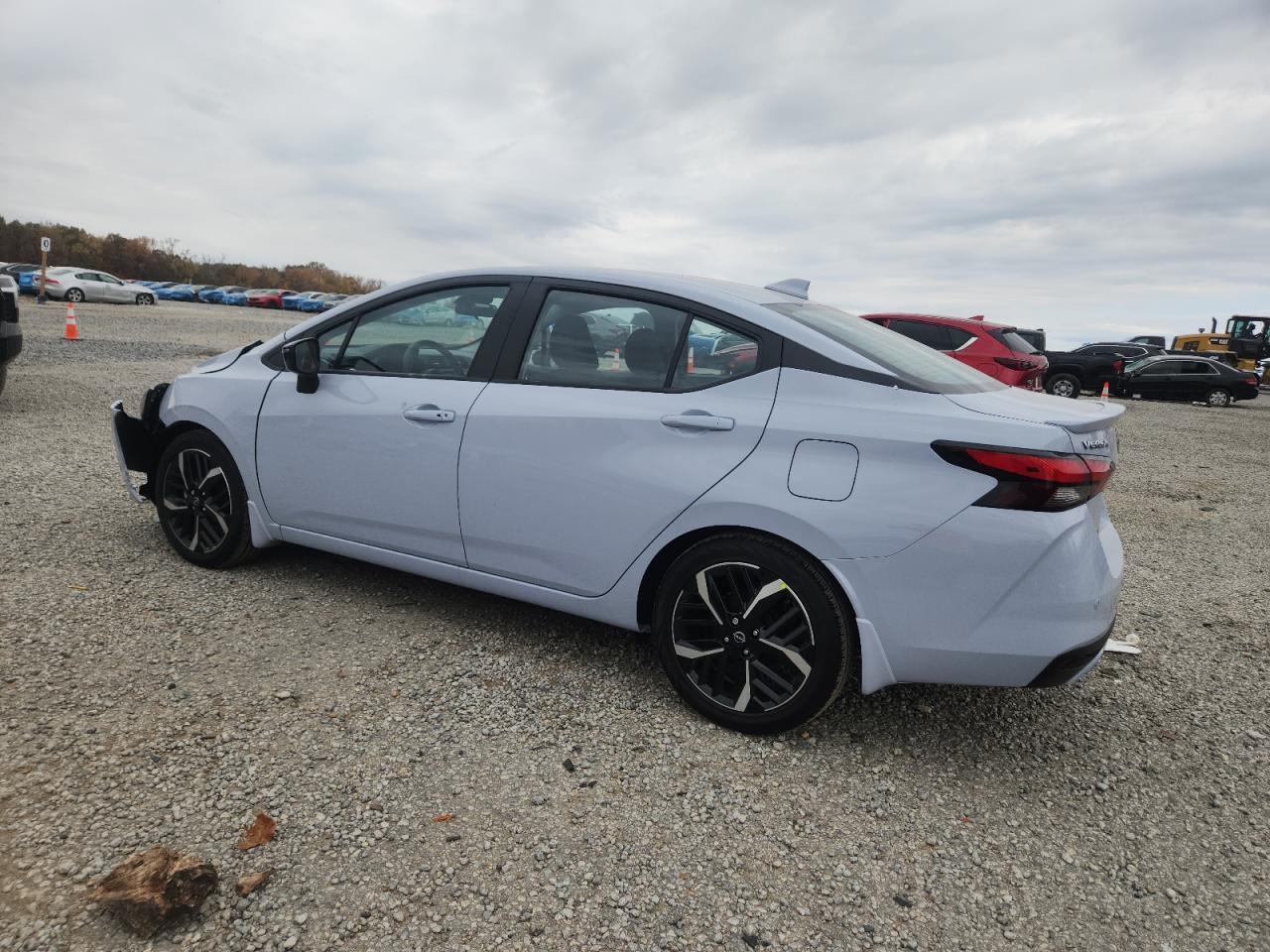 2025 Nissan Versa Sr - Image 2