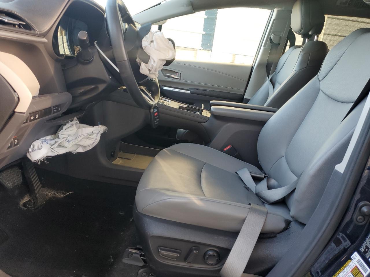 2024 Toyota Sienna Xle 7-Passenger - Image 7
