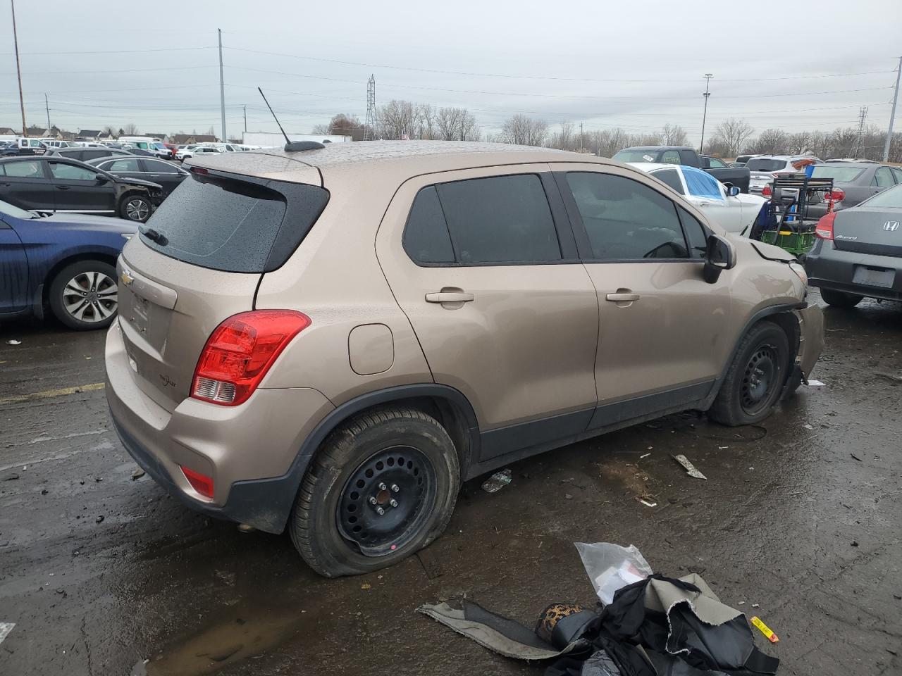 2018 Chevrolet Trax Ls - Image 3