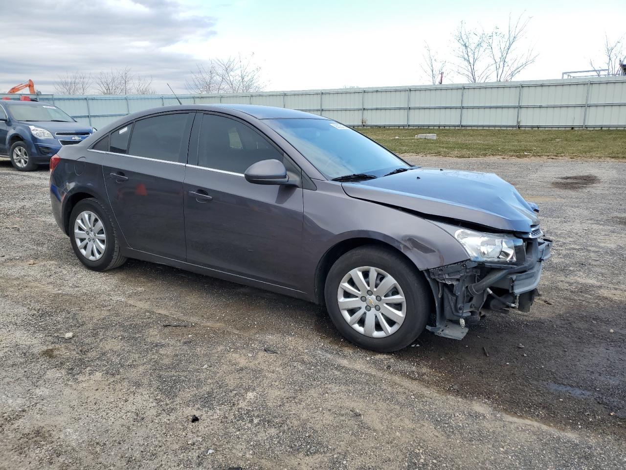 2011 Chevrolet Cruze Lt - Image 4