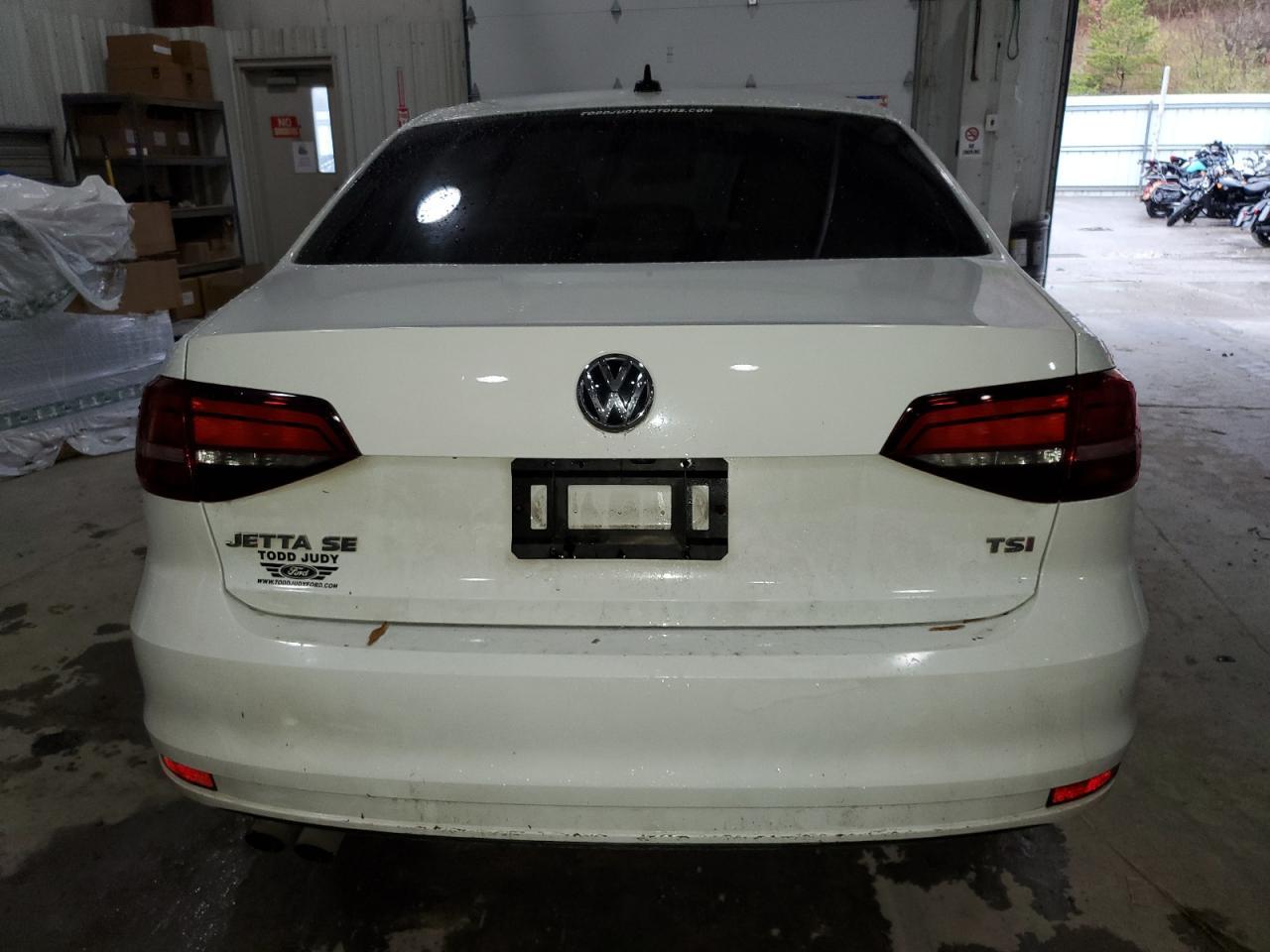 2017 Volkswagen Jetta Se - Image 6