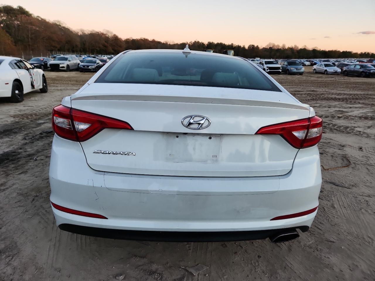 2016 Hyundai Sonata Se - Фото 6