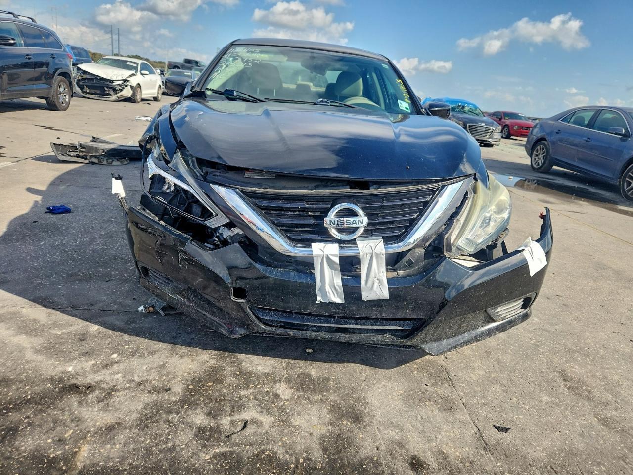 2017 Nissan Altima 2.5 - Image 5