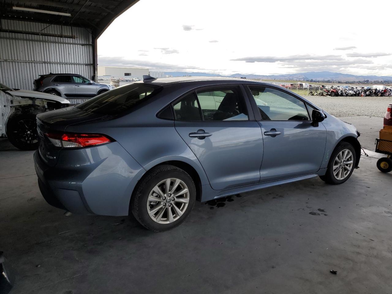 2024 Toyota Corolla Le - Фото 3