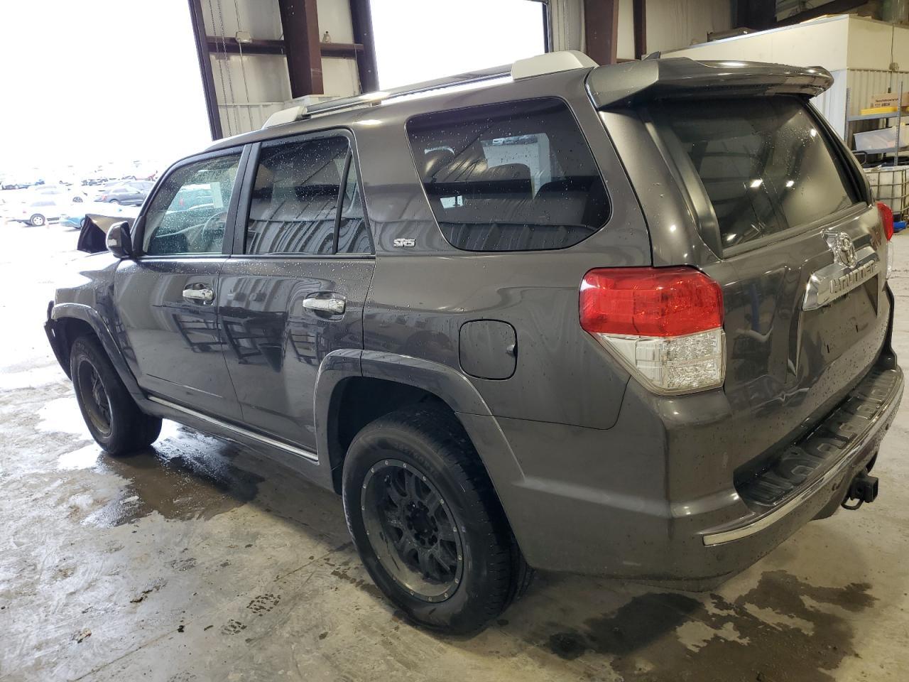 2011 Toyota 4Runner Sr5 - Фото 2