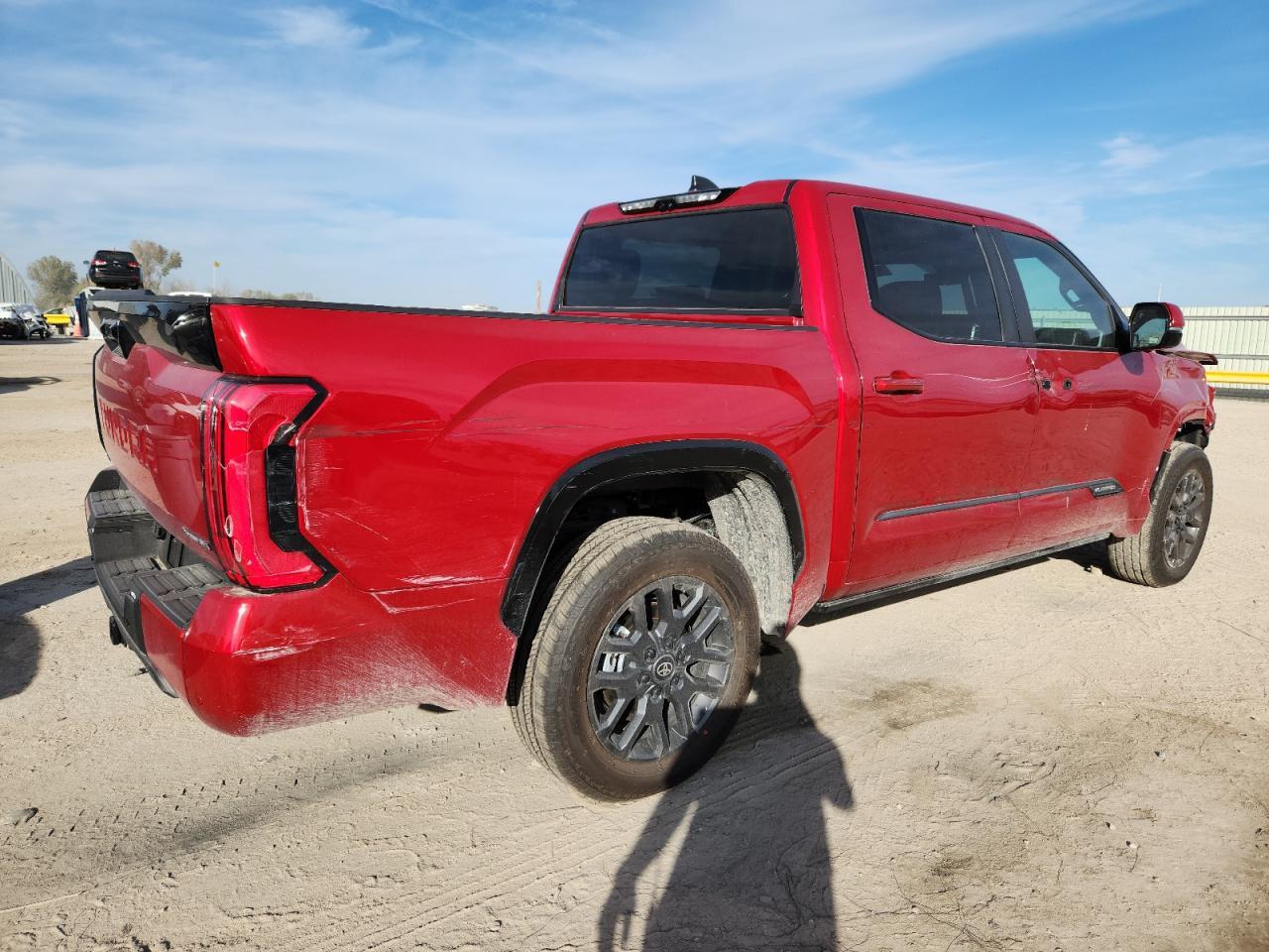 2025 Toyota Tundra Crewmax Platinum - Image 3
