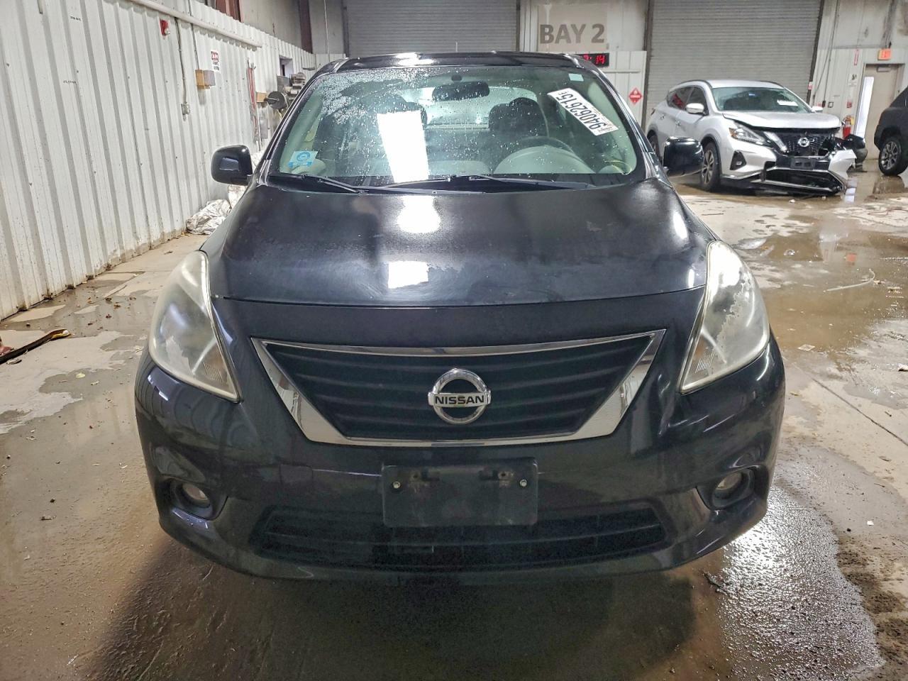 2013 Nissan Versa S - Фото 5