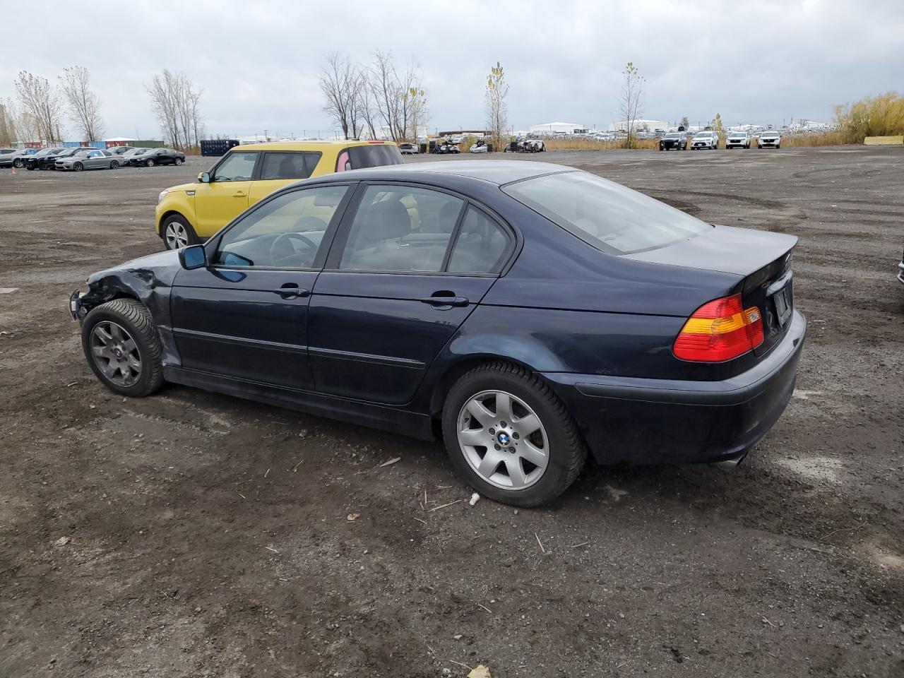 2004 BMW 325 Xi - Image 2