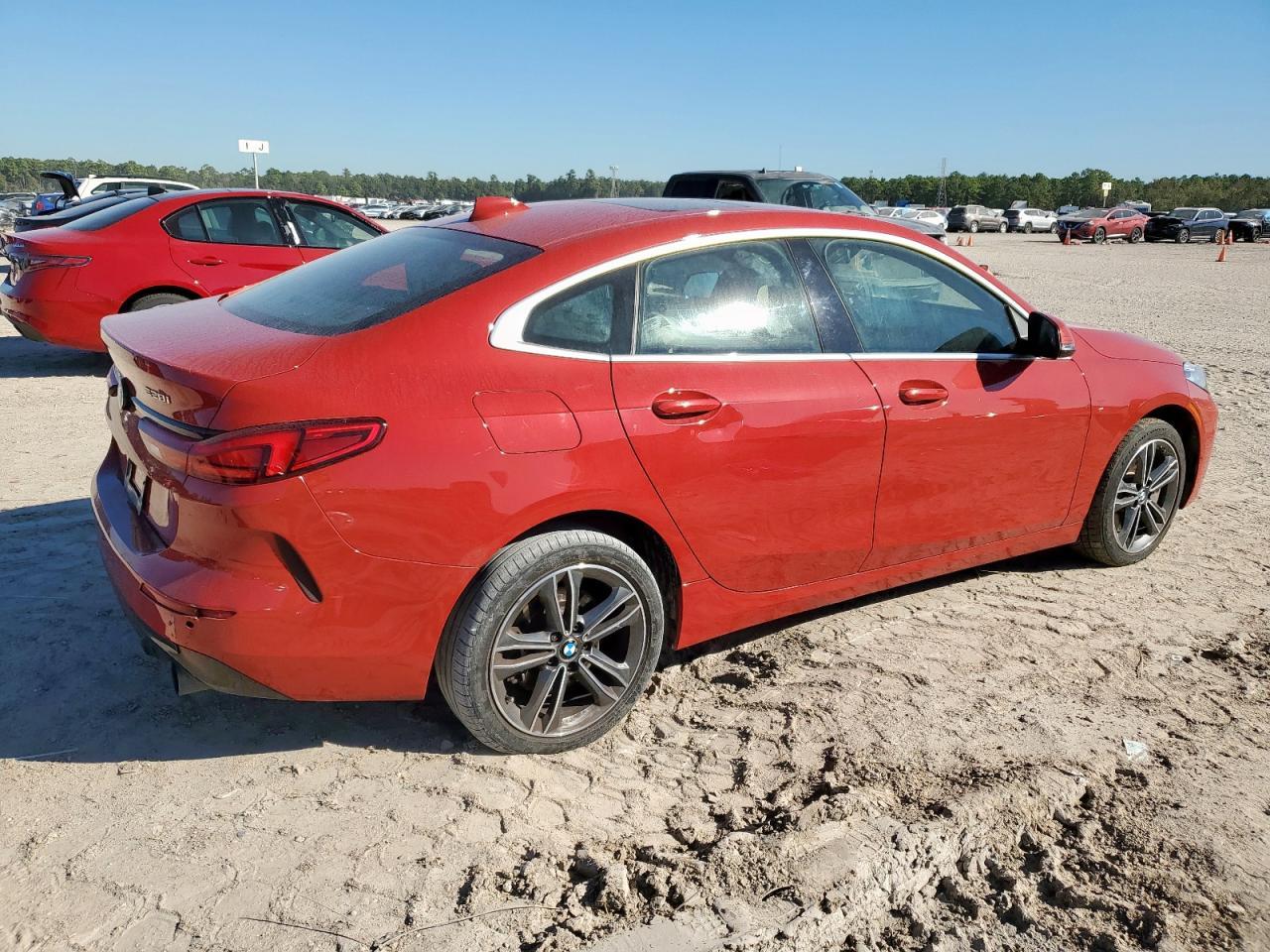 2022 BMW 228I - Фото 3