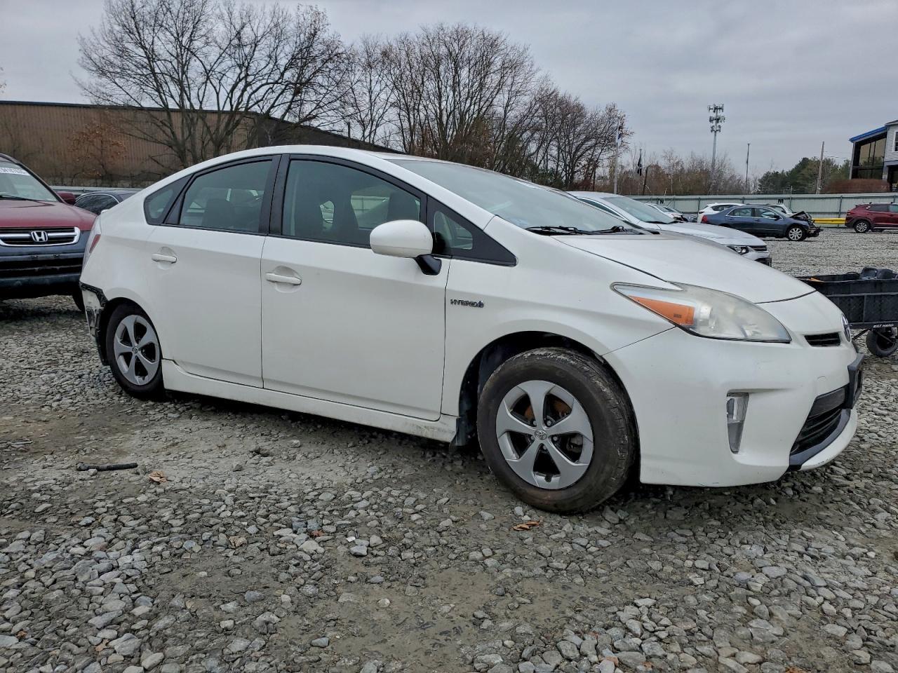 2013 Toyota Prius - Фото 4