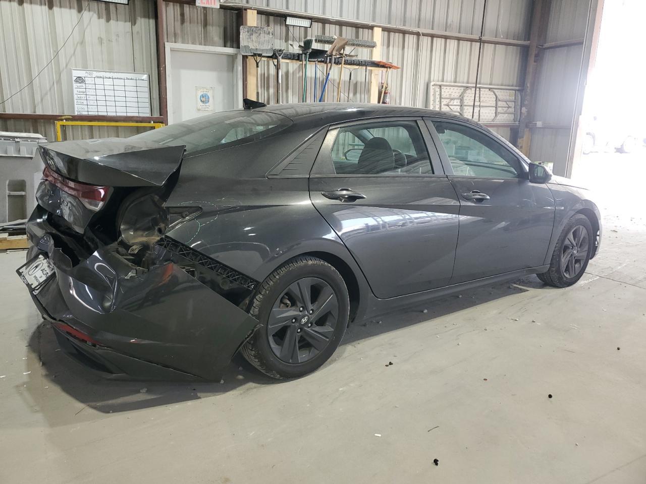 2023 Hyundai Elantra Sel - Image 3