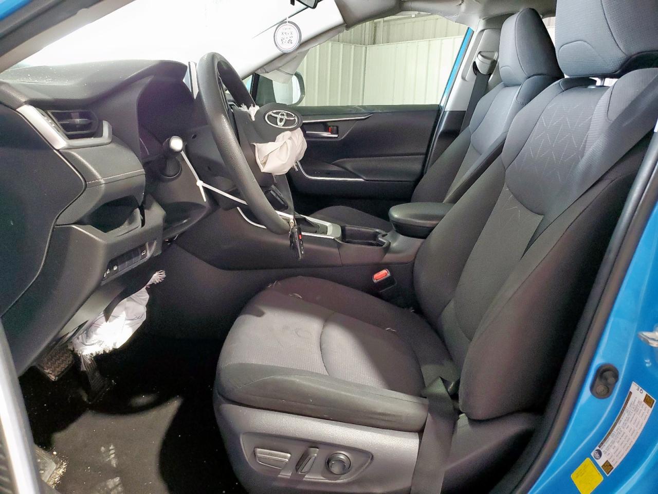 2020 Toyota Rav4 Xle - Image 7