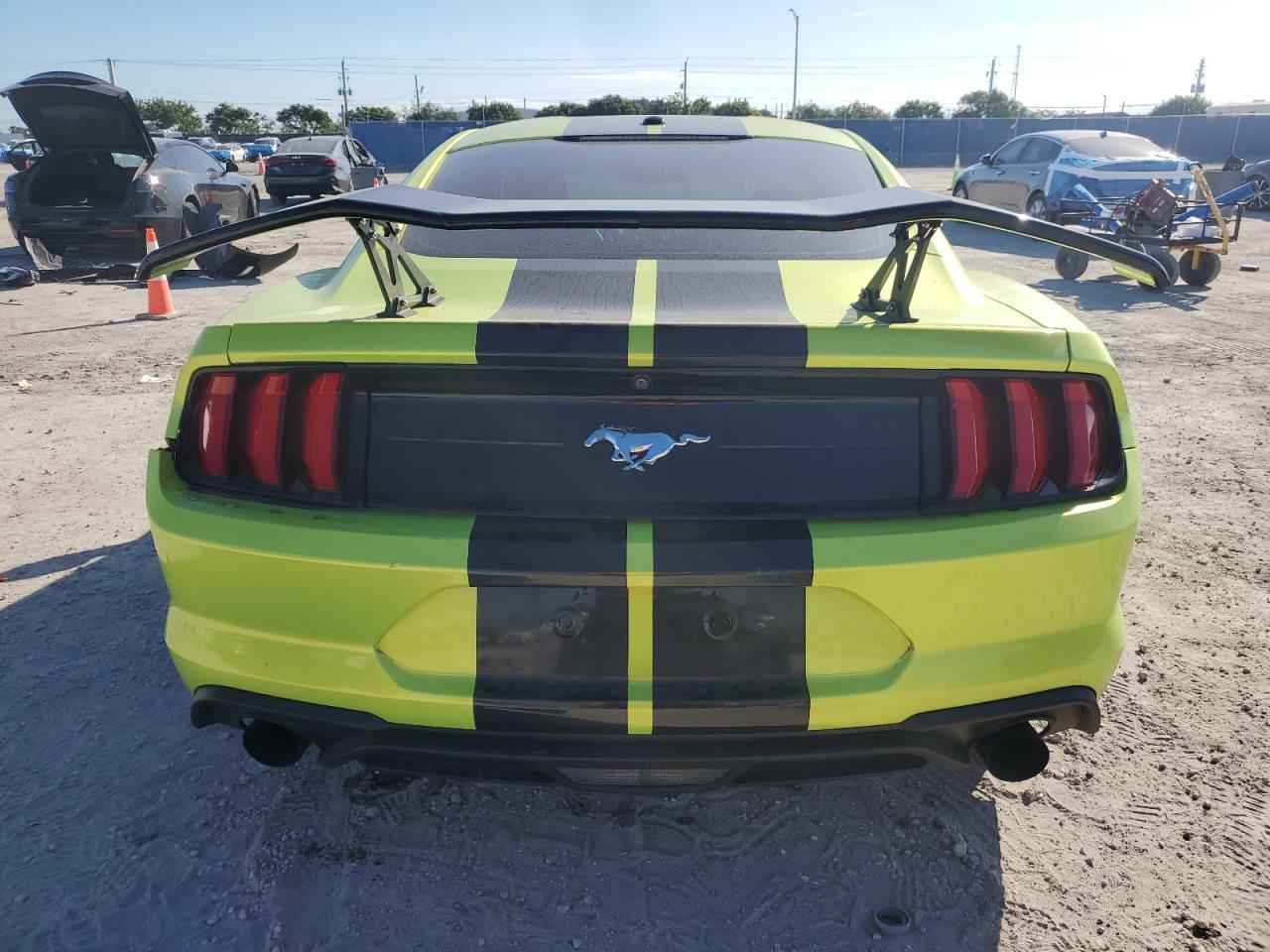 2019 Ford Mustang - Image 6