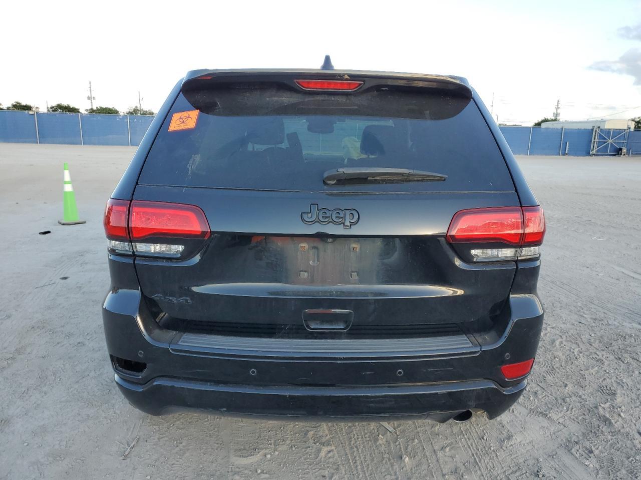 2018 Jeep Grand Cherokee Laredo - Фото 6