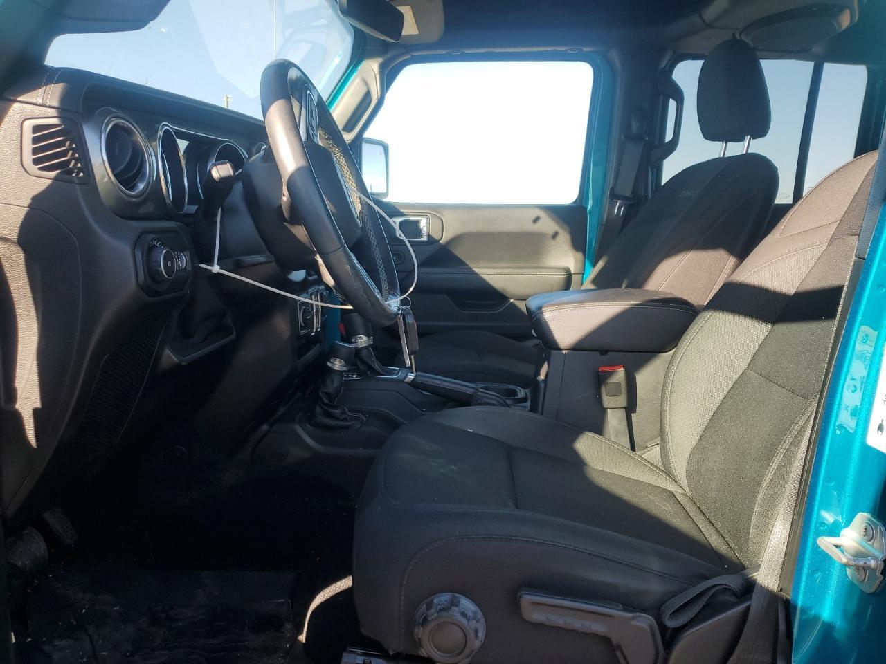 2020 Jeep Wrangler Unlimited Sahara - Image 7