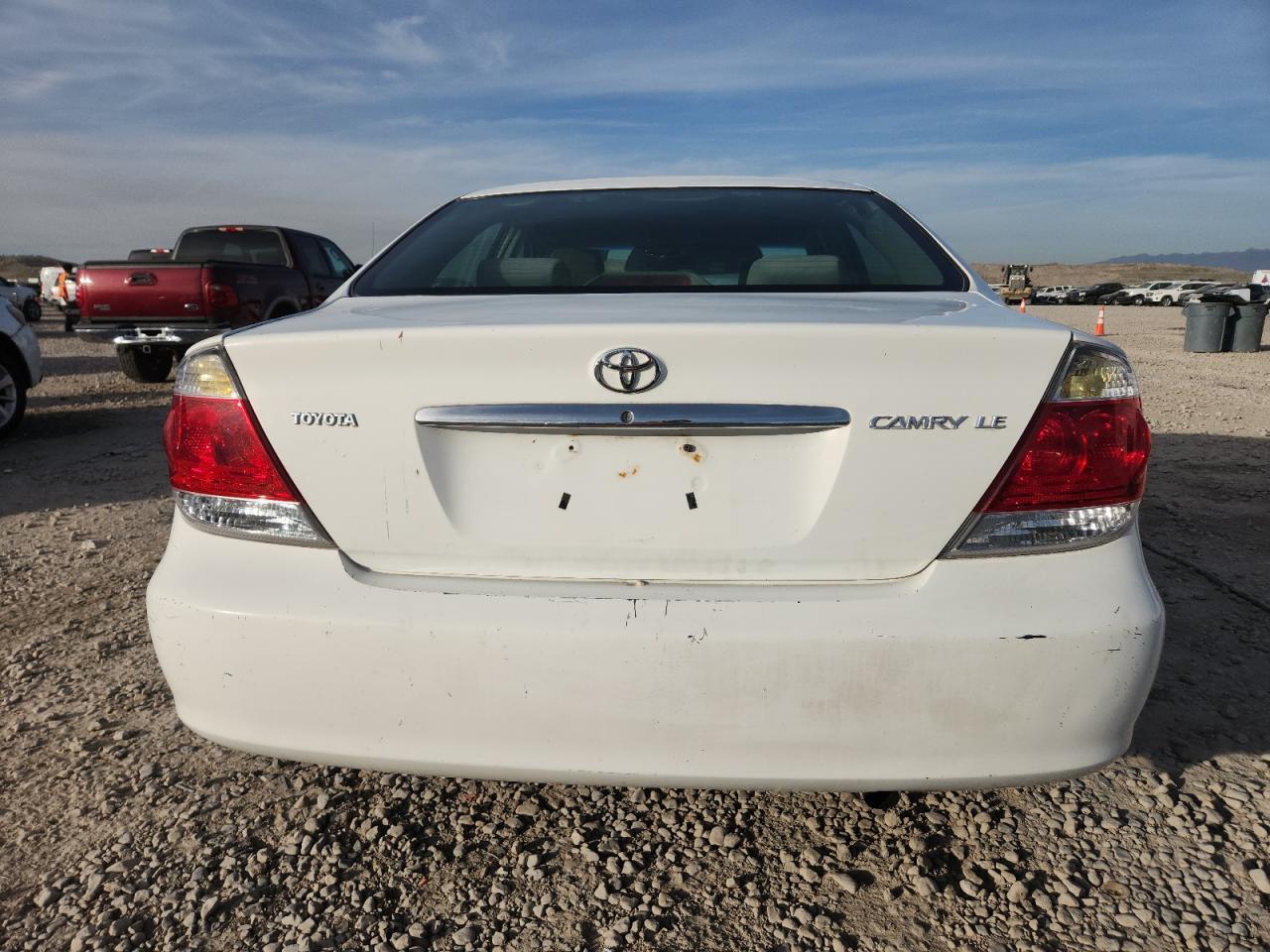 2005 Toyota Camry Le - Фото 6