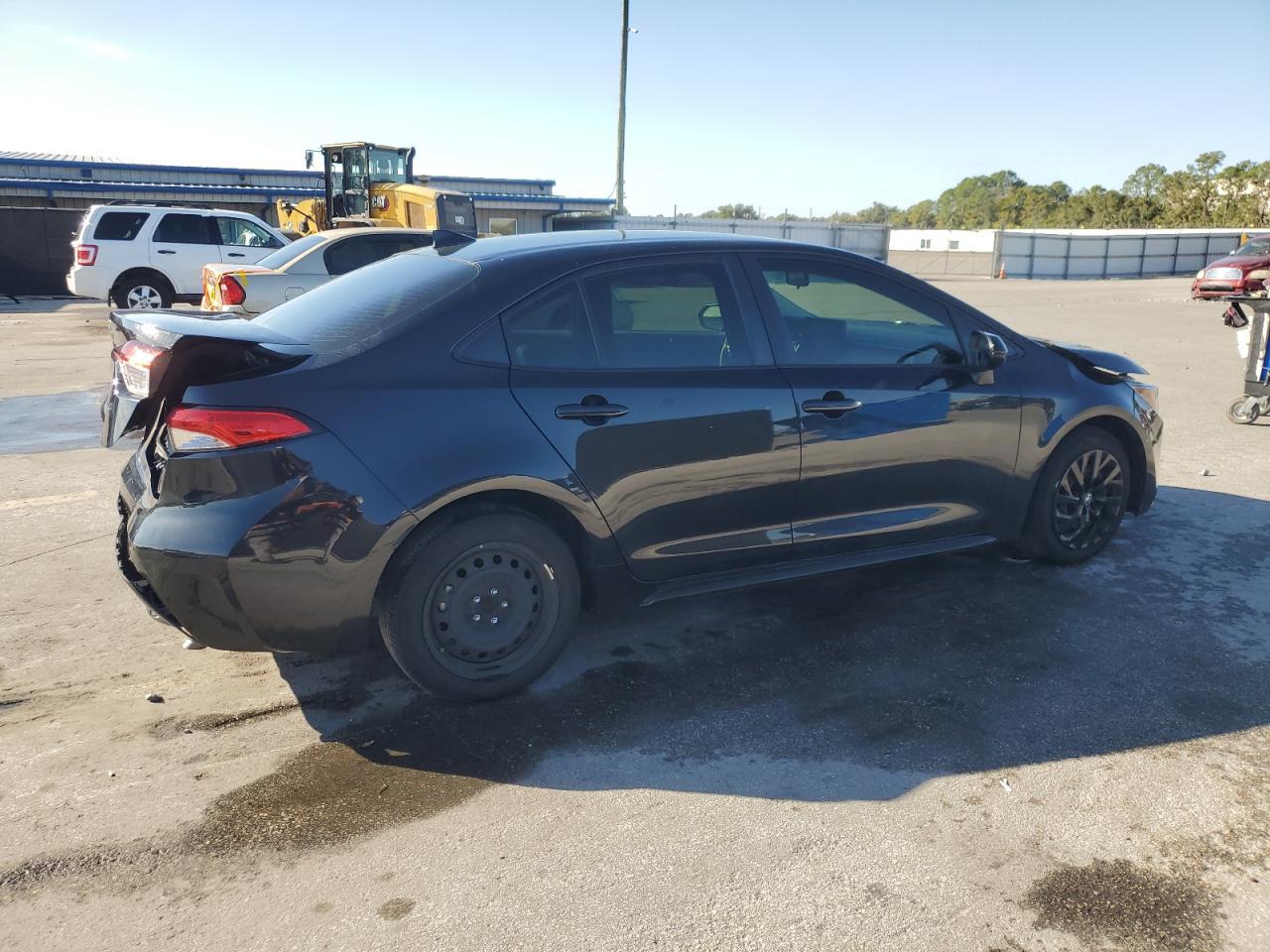 2022 Toyota Corolla Le - Фото 3