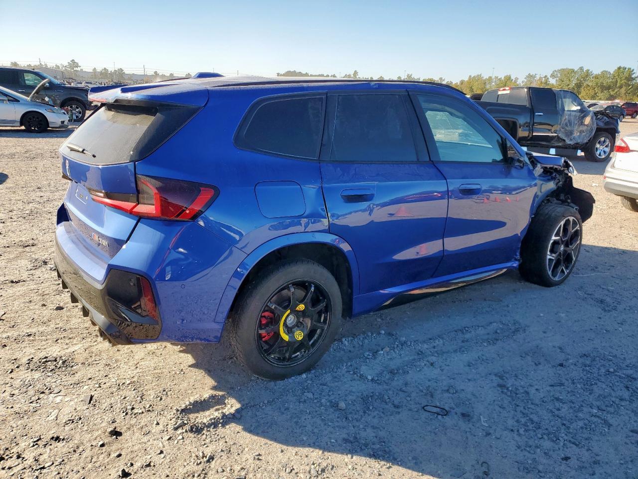 2025 BMW X1 M35I - Фото 3