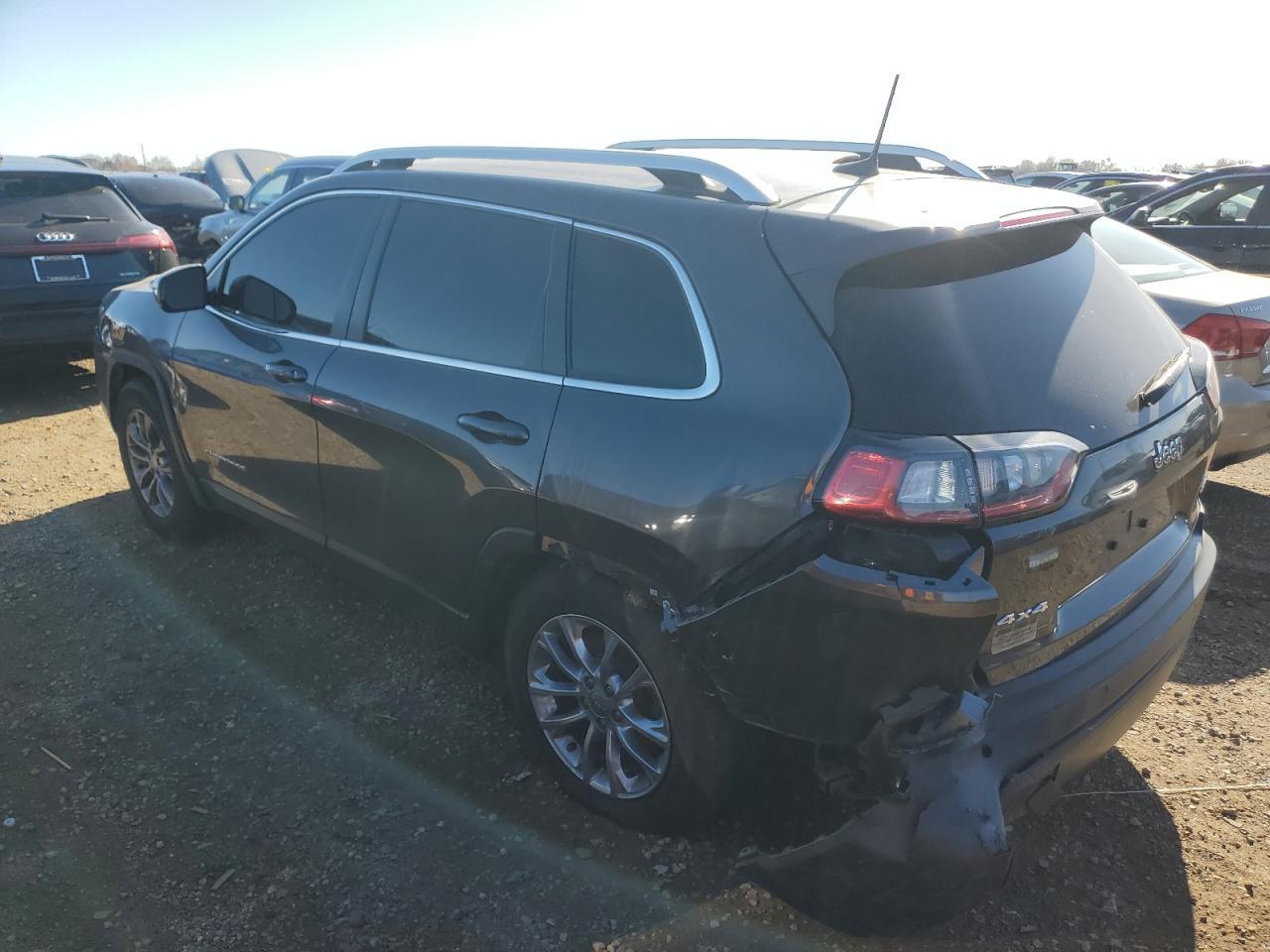 2019 Jeep Cherokee Latitude Plus - Фото 2